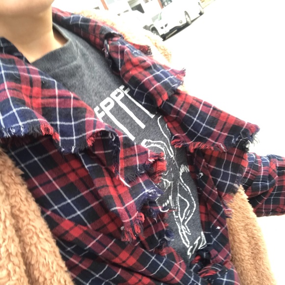 Three top bundle - Picture 3 of 3